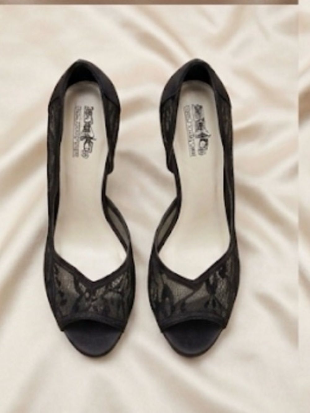 Vintage deadstock Coach and Four Elegant Black Lace Satin Peep Toe  9.5 NWOT